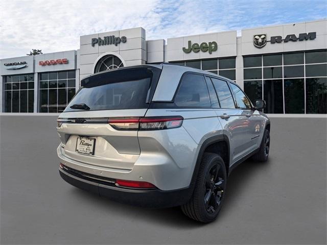 new 2025 Jeep Grand Cherokee car, priced at $48,170