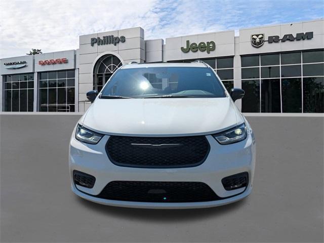 new 2026 Chrysler Pacifica car, priced at $48,733