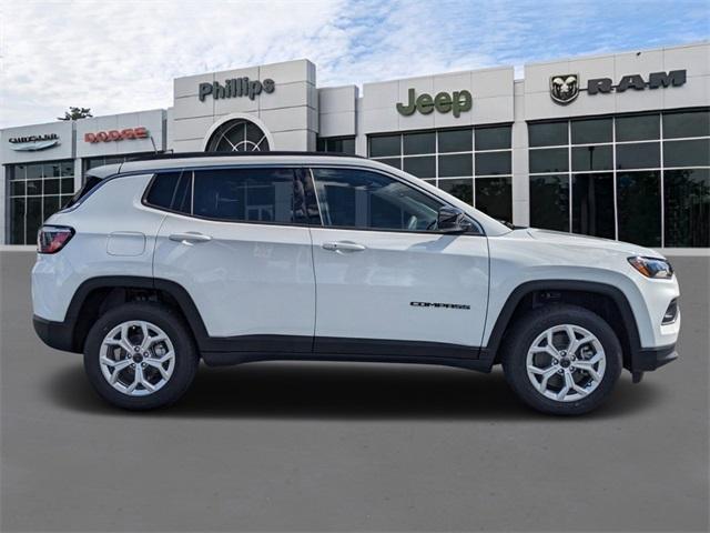 new 2025 Jeep Compass car, priced at $29,765