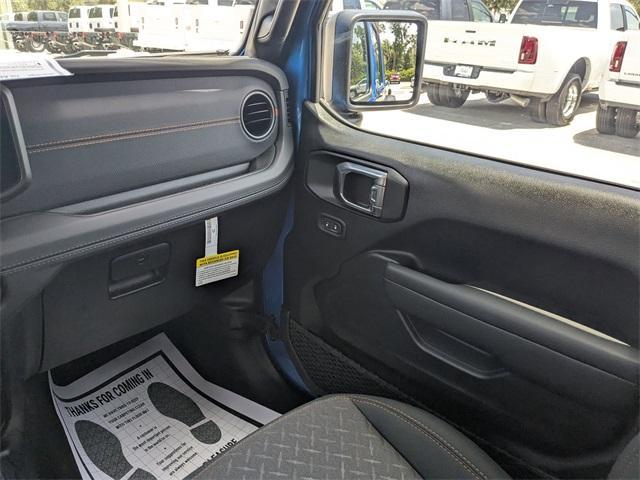 new 2025 Jeep Gladiator car, priced at $57,140