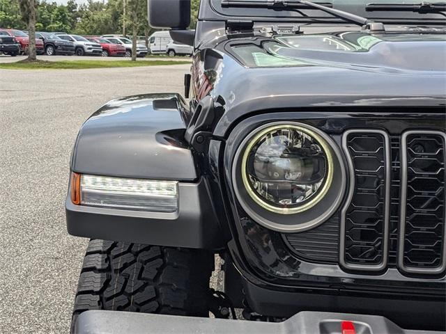 new 2025 Jeep Gladiator car, priced at $60,490