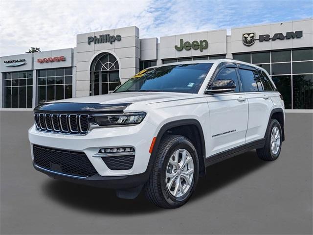 used 2024 Jeep Grand Cherokee car, priced at $38,889
