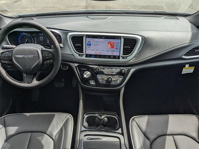 new 2025 Chrysler Pacifica car, priced at $52,845