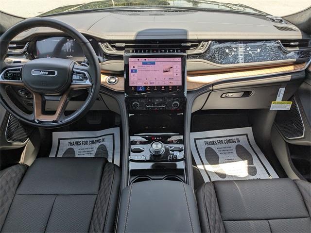 new 2025 Jeep Grand Cherokee car, priced at $68,560