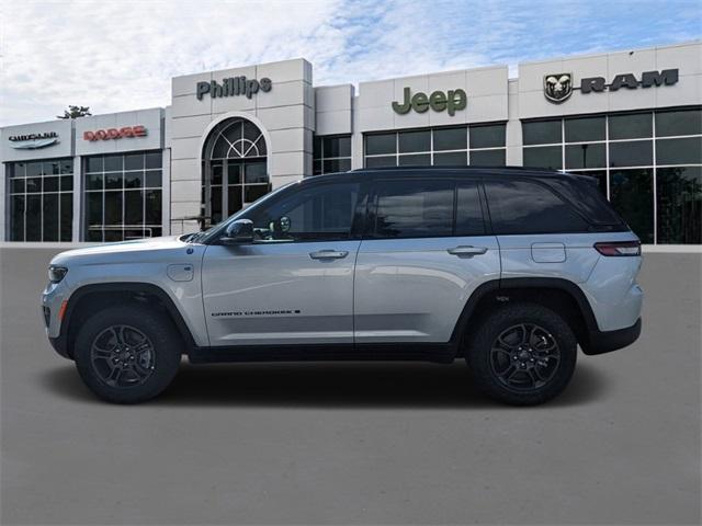 new 2025 Jeep Grand Cherokee 4xe car, priced at $66,195