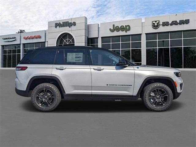 new 2025 Jeep Grand Cherokee 4xe car, priced at $66,195