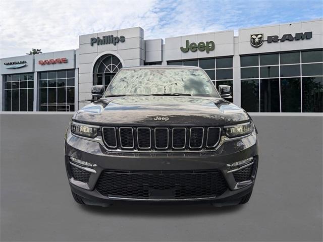 new 2025 Jeep Grand Cherokee car, priced at $48,490