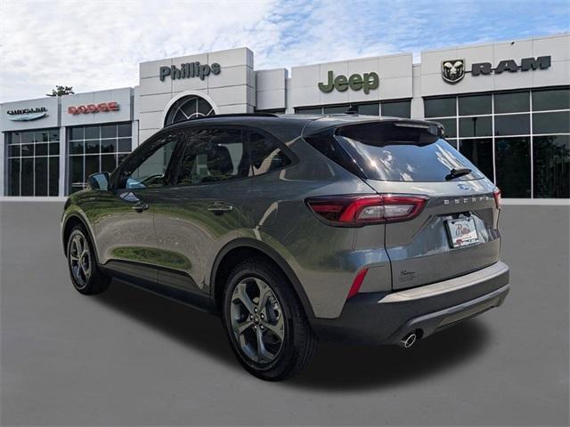 used 2025 Ford Escape car, priced at $27,737