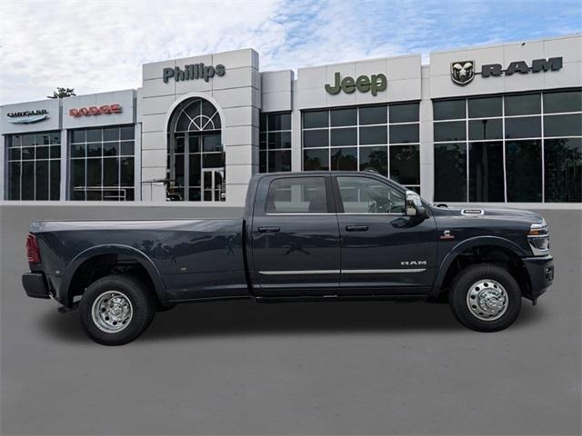 new 2025 Ram 3500 car, priced at $100,970