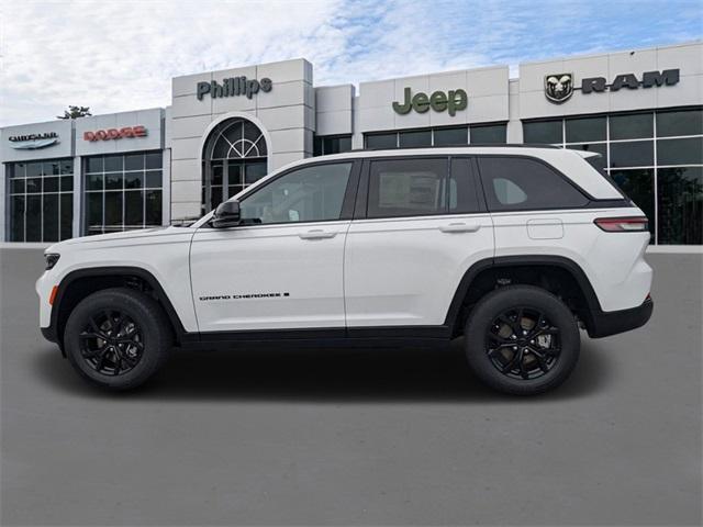 new 2025 Jeep Grand Cherokee car, priced at $42,435