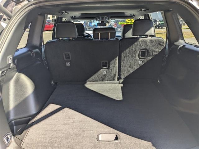 used 2025 Jeep Grand Cherokee car, priced at $38,999