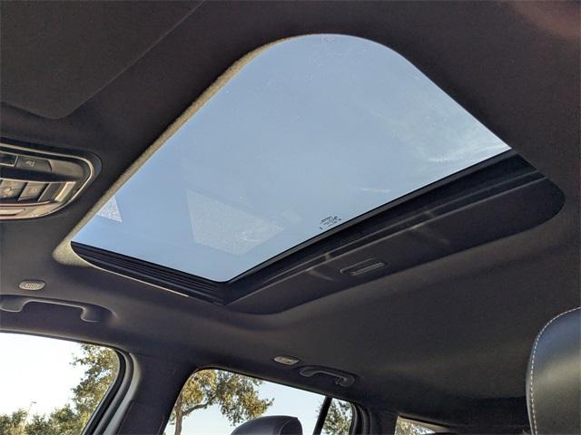 used 2025 Jeep Grand Cherokee car, priced at $38,999