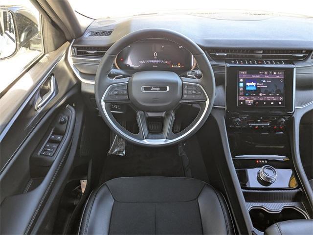 used 2025 Jeep Grand Cherokee car, priced at $38,999
