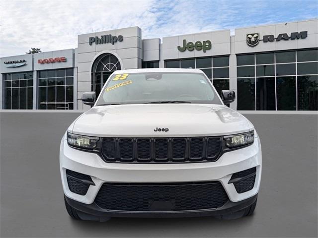 used 2023 Jeep Grand Cherokee car, priced at $29,746