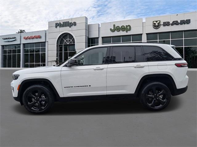 used 2023 Jeep Grand Cherokee car, priced at $29,746