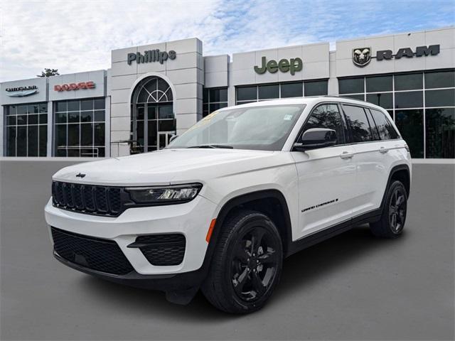 used 2023 Jeep Grand Cherokee car, priced at $29,746