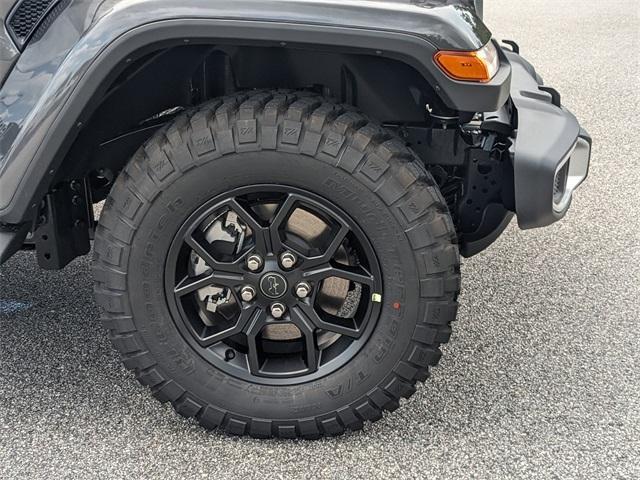 new 2025 Jeep Gladiator car, priced at $49,475