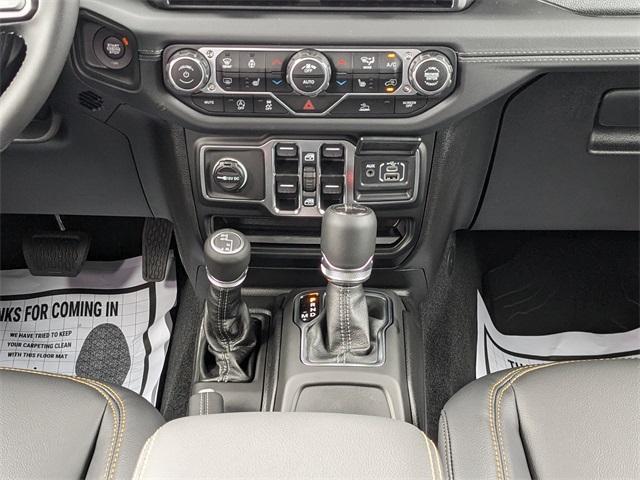 new 2025 Jeep Gladiator car, priced at $49,475