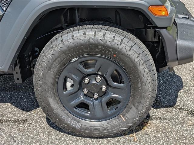 new 2025 Jeep Wrangler car, priced at $37,355