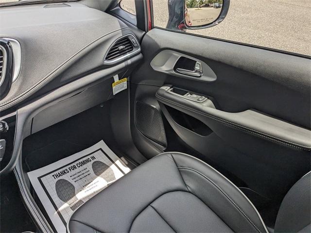 new 2025 Chrysler Pacifica car, priced at $53,340