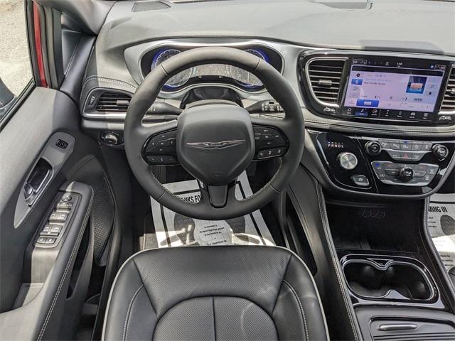 new 2025 Chrysler Pacifica car, priced at $53,340