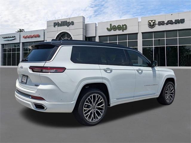 new 2025 Jeep Grand Cherokee L car, priced at $70,805