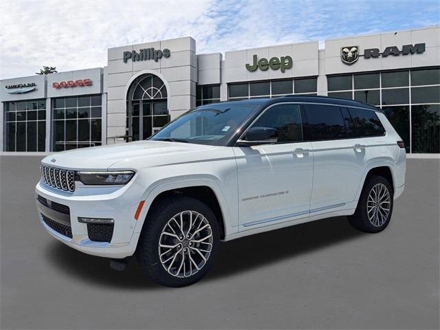 new 2025 Jeep Grand Cherokee L car, priced at $70,805