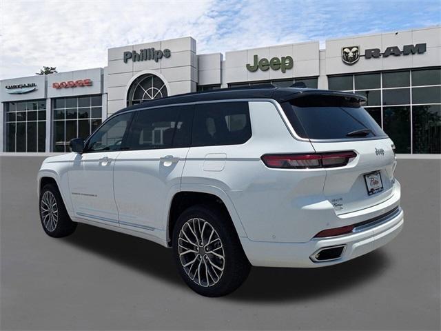 new 2025 Jeep Grand Cherokee L car, priced at $70,805