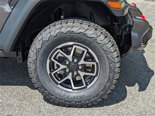 new 2025 Jeep Wrangler car, priced at $54,205