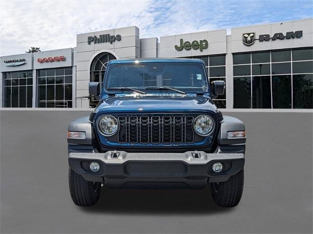new 2025 Jeep Wrangler car, priced at $45,585