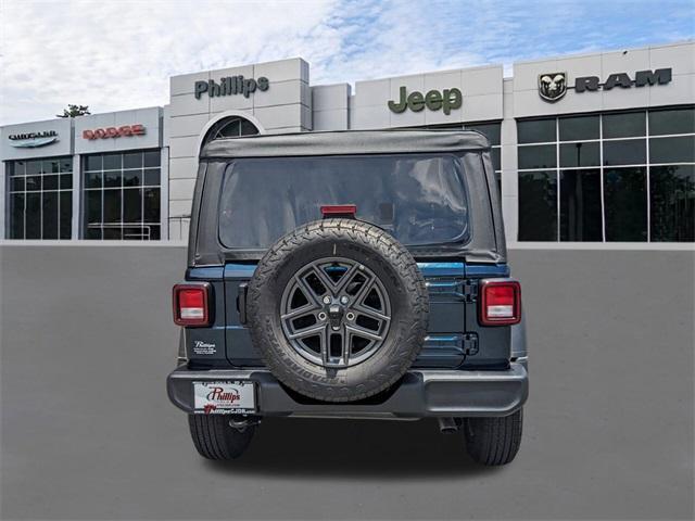 new 2025 Jeep Wrangler car, priced at $45,585