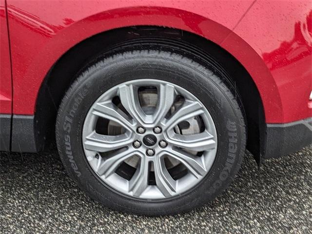 used 2024 Ford Edge car, priced at $30,996