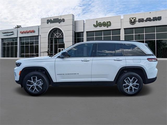 new 2024 Jeep Grand Cherokee car, priced at $46,200