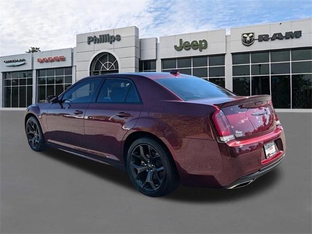 used 2022 Chrysler 300 car, priced at $37,999