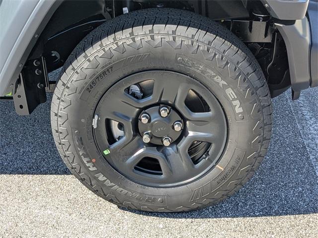 new 2025 Jeep Wrangler car, priced at $35,572