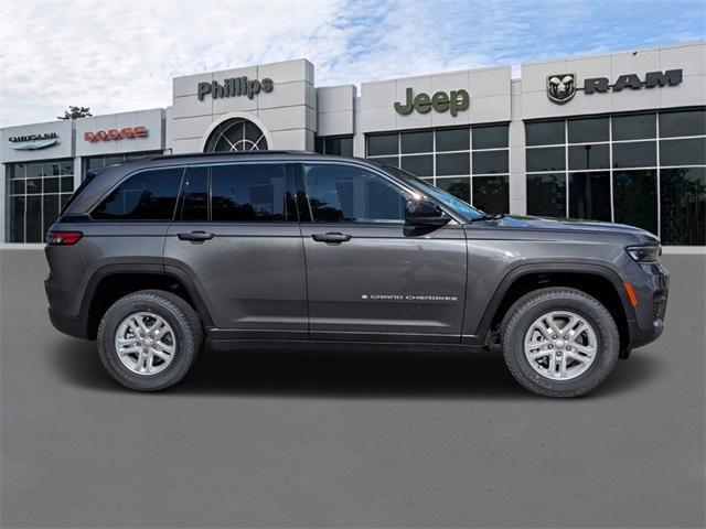 new 2024 Jeep Grand Cherokee car, priced at $41,985