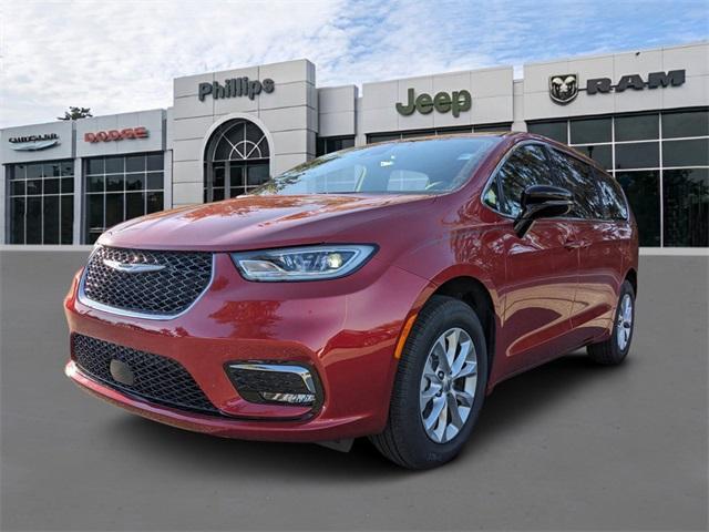 new 2025 Chrysler Pacifica car, priced at $47,635