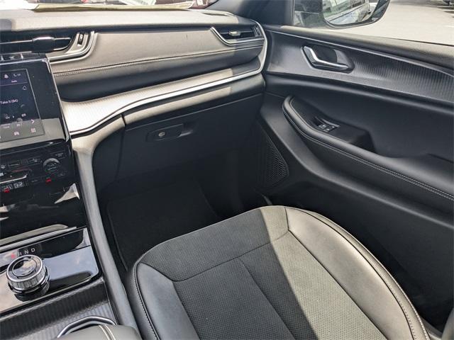 new 2025 Jeep Grand Cherokee L car, priced at $49,170