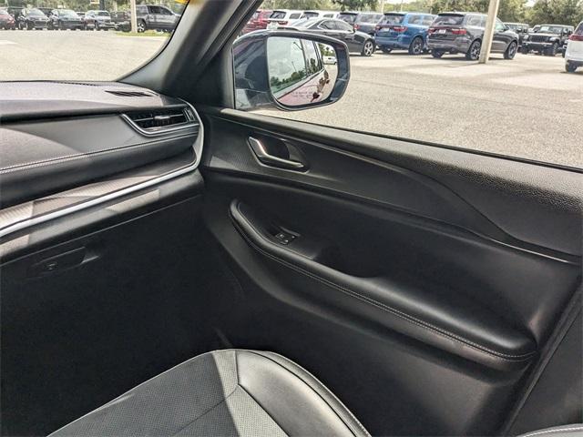 used 2024 Jeep Grand Cherokee car, priced at $35,893