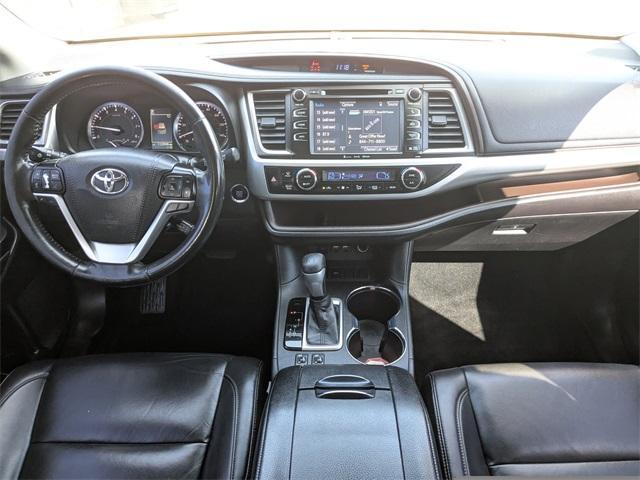 used 2019 Toyota Highlander car, priced at $17,999