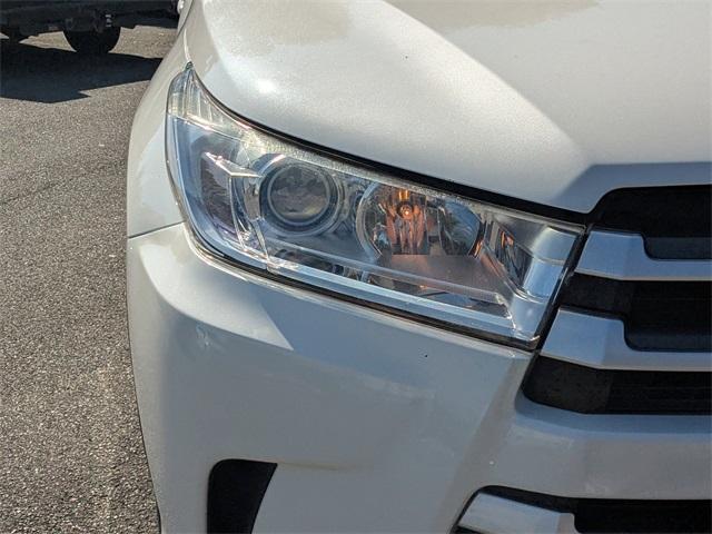 used 2019 Toyota Highlander car, priced at $17,999