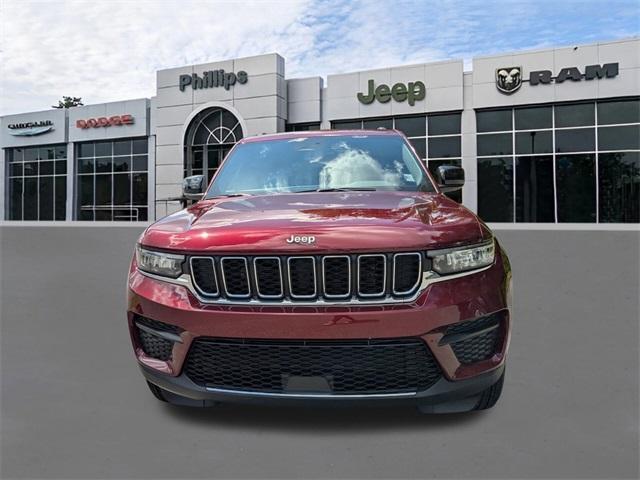 new 2025 Jeep Grand Cherokee car, priced at $39,920
