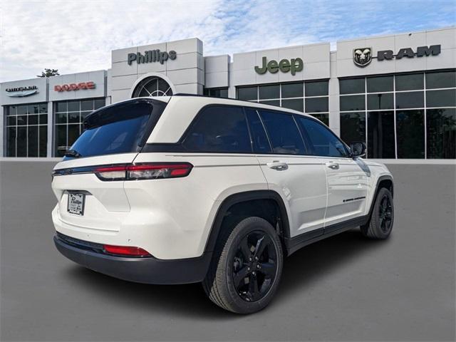 new 2025 Jeep Grand Cherokee car, priced at $44,080