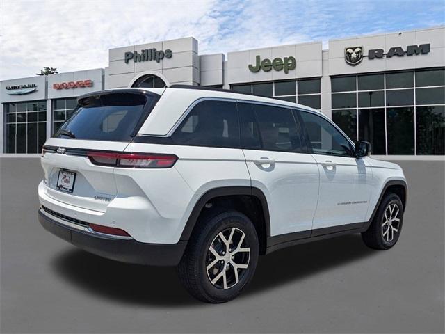 new 2025 Jeep Grand Cherokee car, priced at $53,335