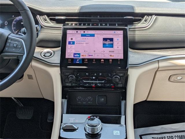 new 2025 Jeep Grand Cherokee car, priced at $53,335
