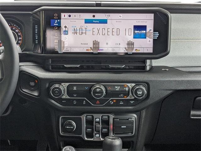 new 2025 Jeep Gladiator car, priced at $50,925