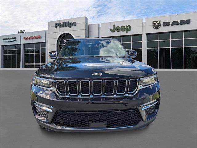 new 2025 Jeep Grand Cherokee car, priced at $48,290