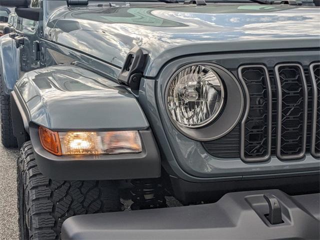 new 2025 Jeep Gladiator car, priced at $45,300