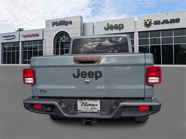 new 2025 Jeep Gladiator car, priced at $45,300