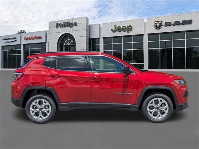 new 2025 Jeep Compass car, priced at $30,760